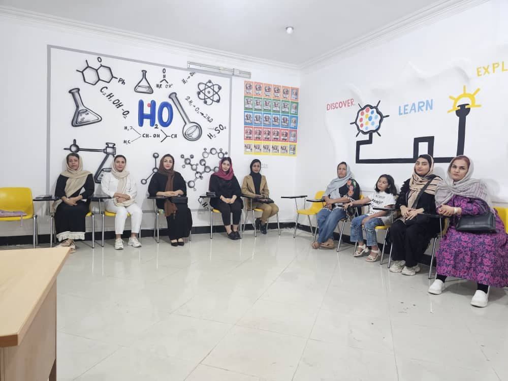 جلسات ماهانه با والدین ۱۴۰۴_۱۴۰۵